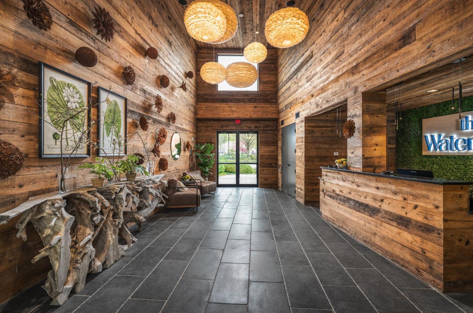 The Watershed Norwalk Hotel Bagian luar foto